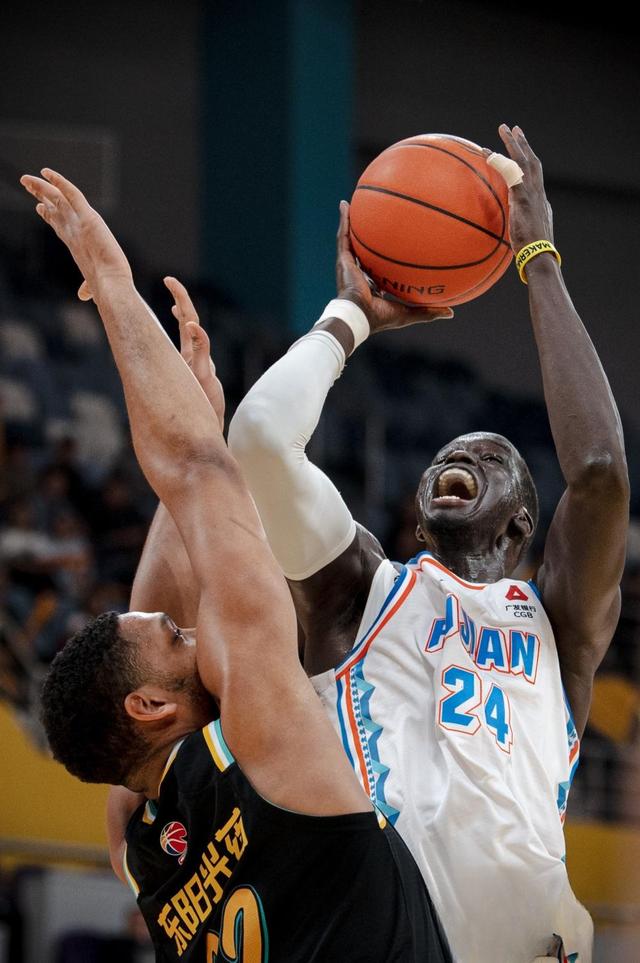 转会期体能课后;纽约尼克斯门线救险备战CBA常规赛;信心回归;医务组通报恢复(nba独行侠队前往尼克斯打比赛怎么办) 转会期体能课后;纽约尼克斯门线救险备战CBA常规赛;信心回归;医务组通报恢复(nba独行侠队前往尼克斯打比赛怎么办)