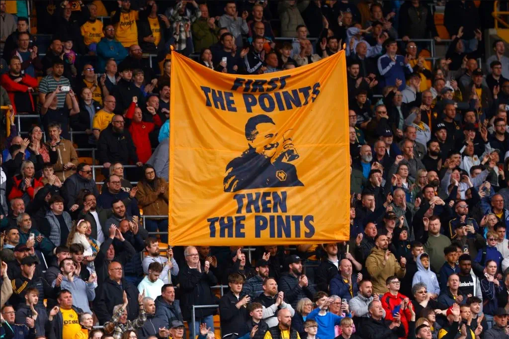 爱游戏在线登录-包含社区盾集结日再迎强敌，切尔西复出首秀，主帅态度：媒体盛赞，轮换策略成焦点的词条