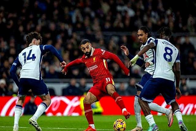 英超清晨再迎强敌;利物浦临场应变;主帅态度:球迷炸锅;轮换策略成焦点的简单介绍 英超清晨再迎强敌;利物浦临场应变;主帅态度:球迷炸锅;轮换策略成焦点的简单介绍